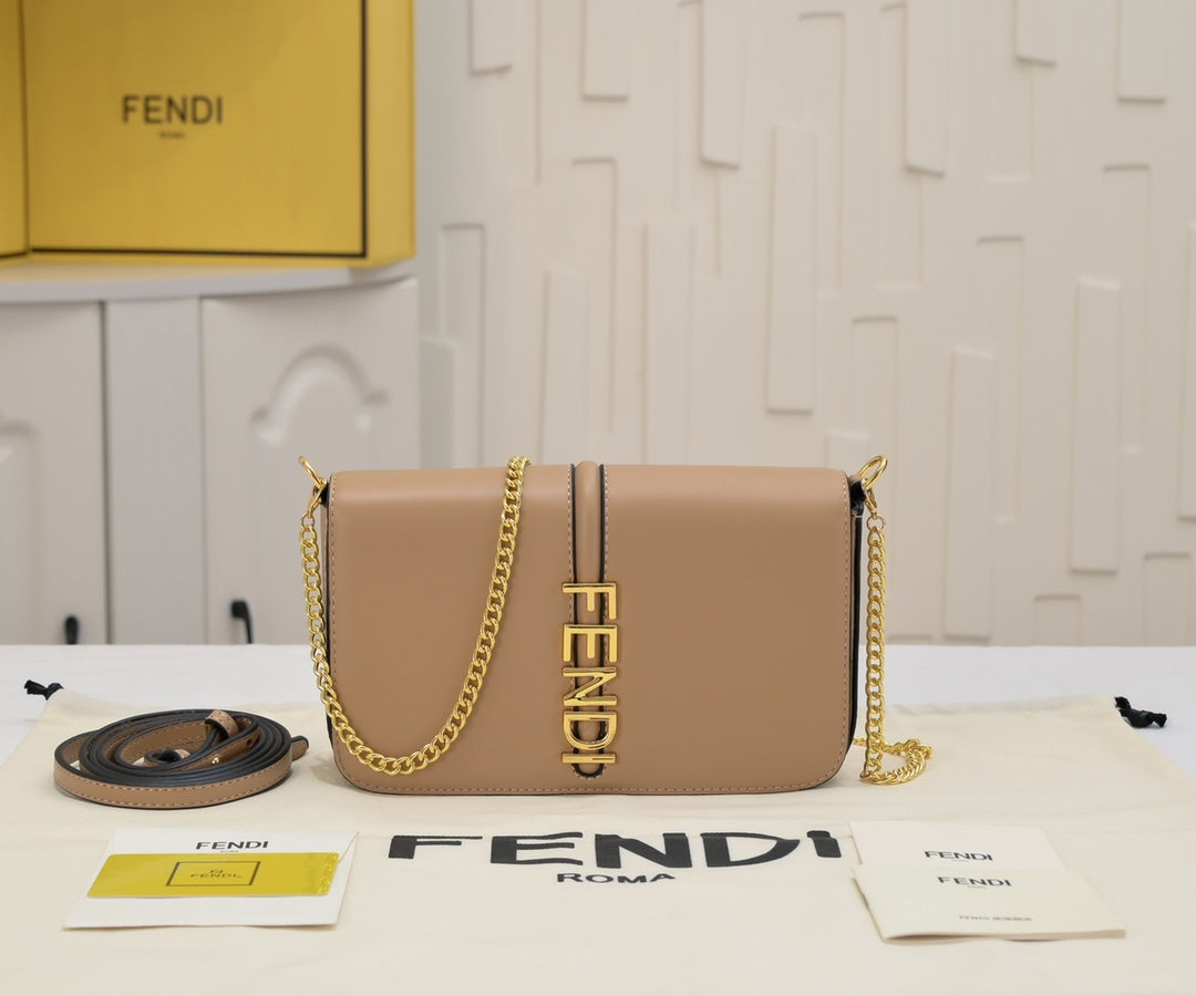 4XF9BDE Stylish leather bag 