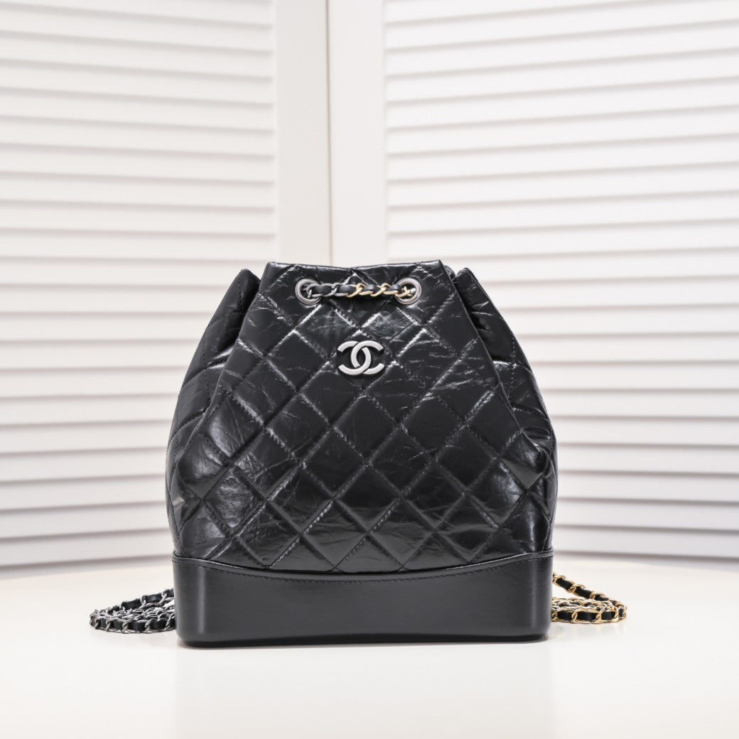 1XC262BDE Stylish leather bag 