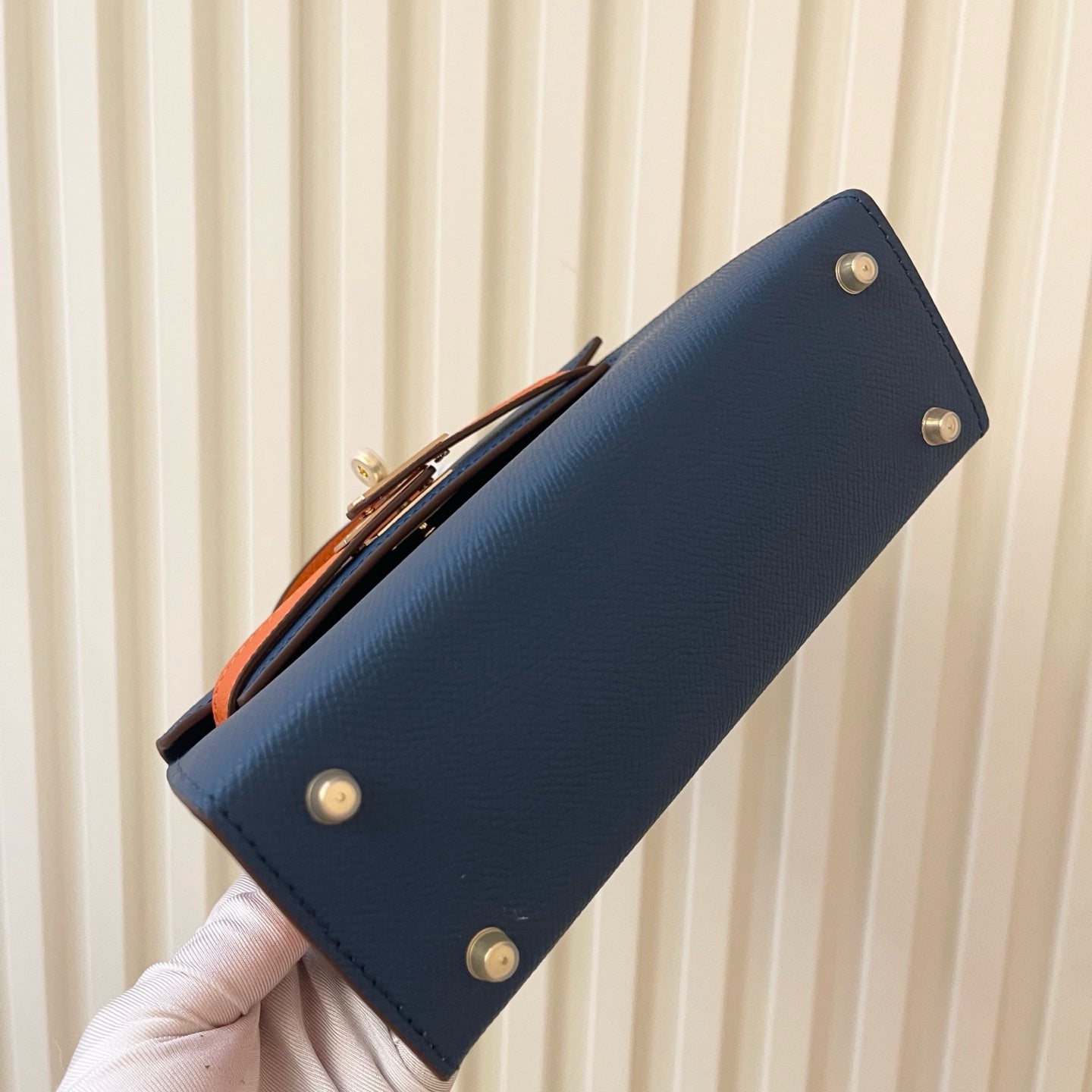 2WH25BDE Stylish leather bag