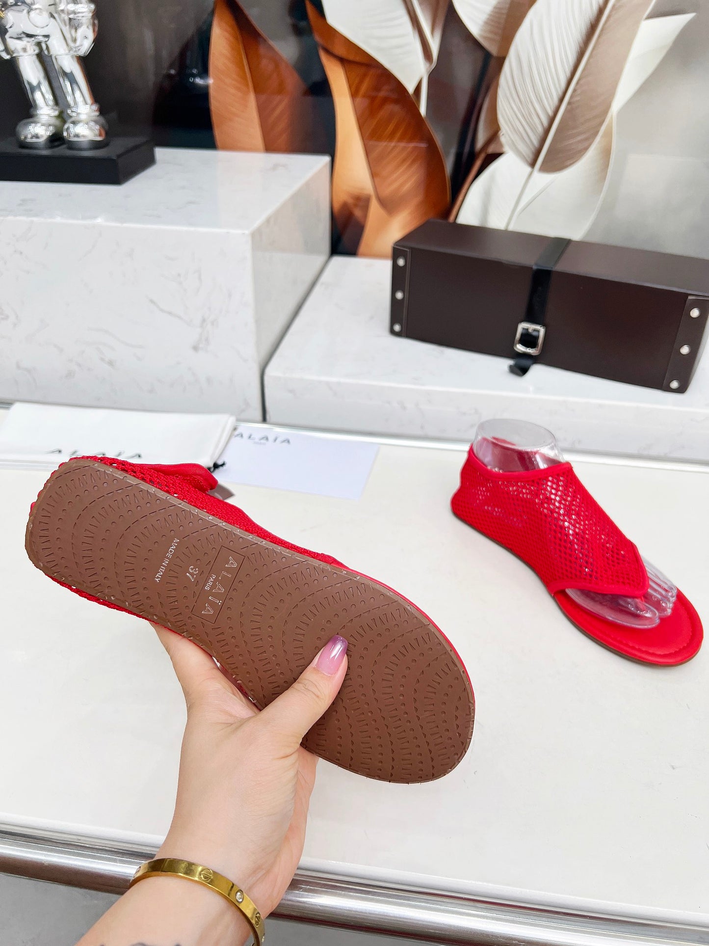 255QA24ZDE Stylish leather shoes