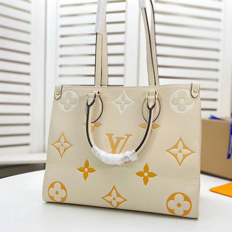 1XE327BDE Stylish leather bag 