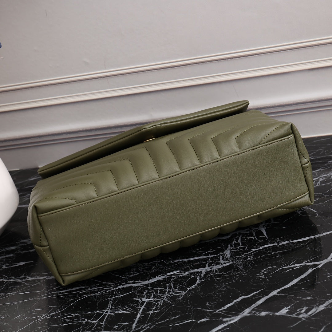 1XSL267BDE Stylish leather bag 