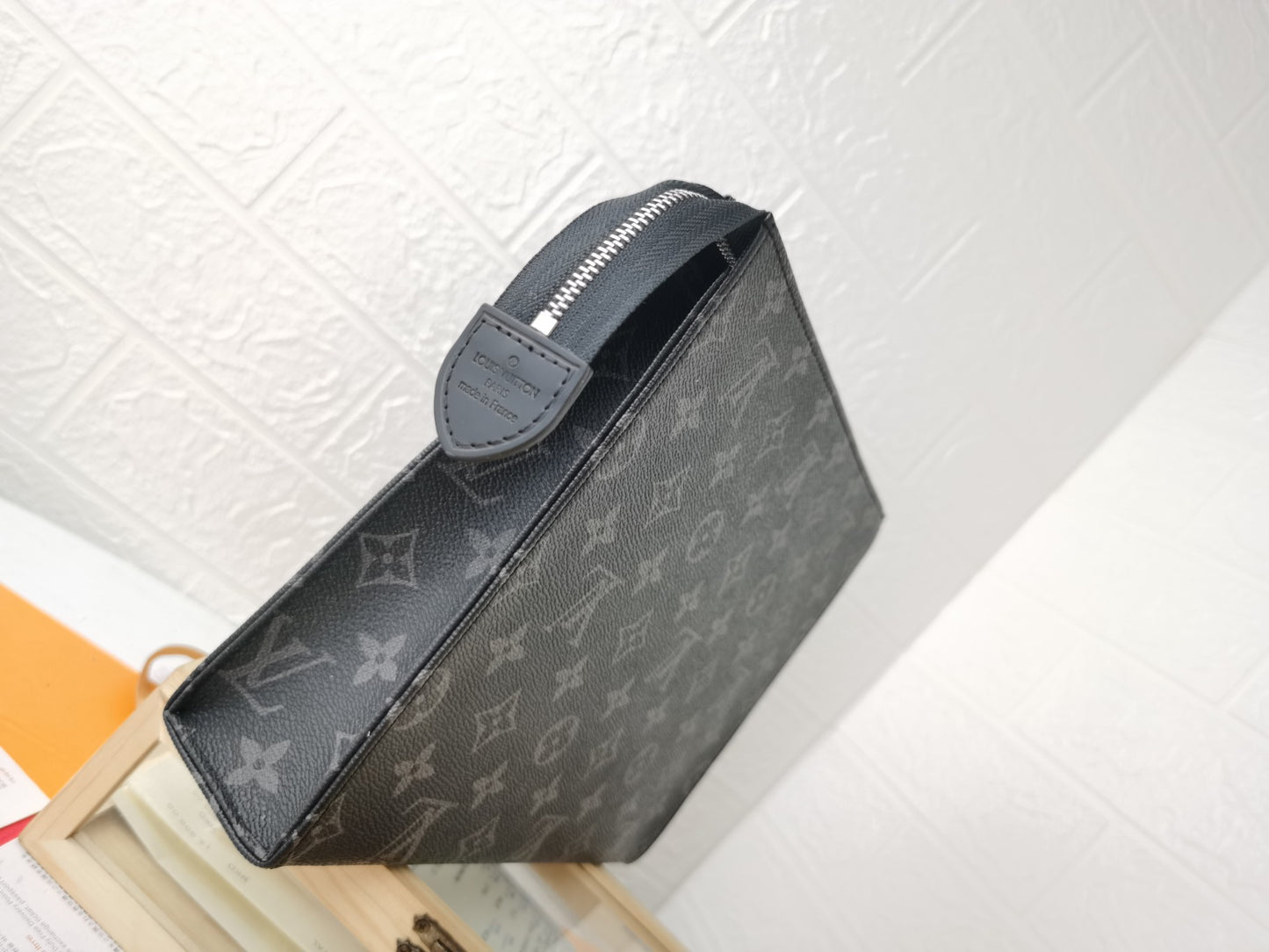 1XE392BDE Stylish leather bag