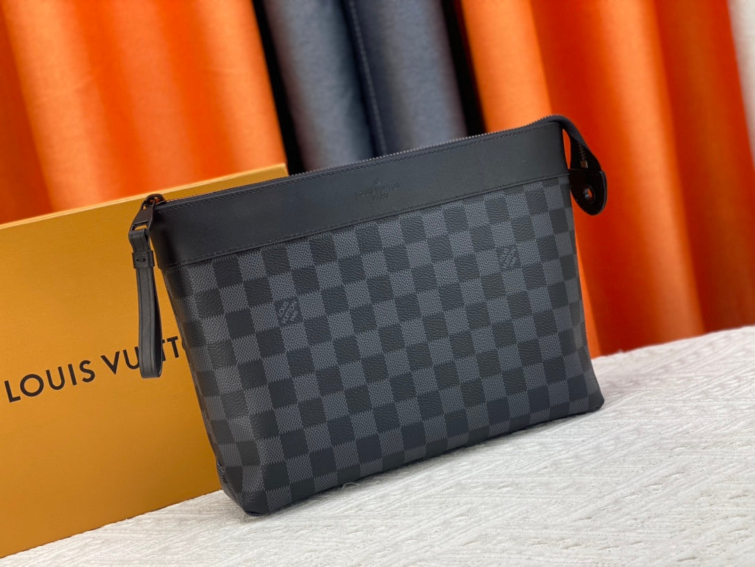 1XE400BDE Stylish leather bag