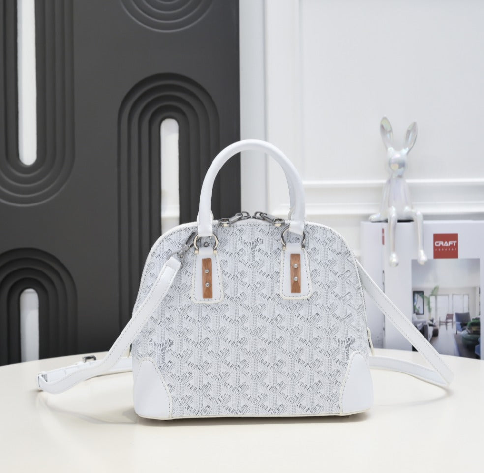 1WA106BDE Stylish leather bag