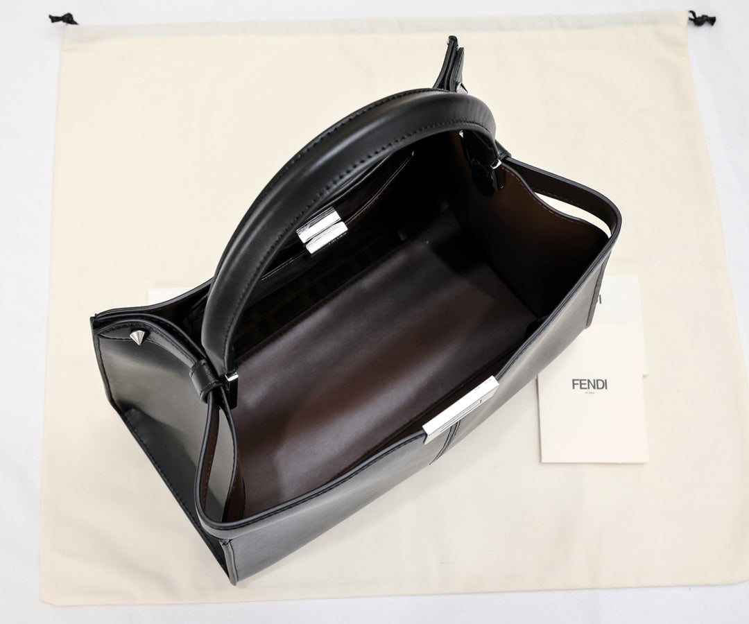 2XE41BDE Stylish leather bag 