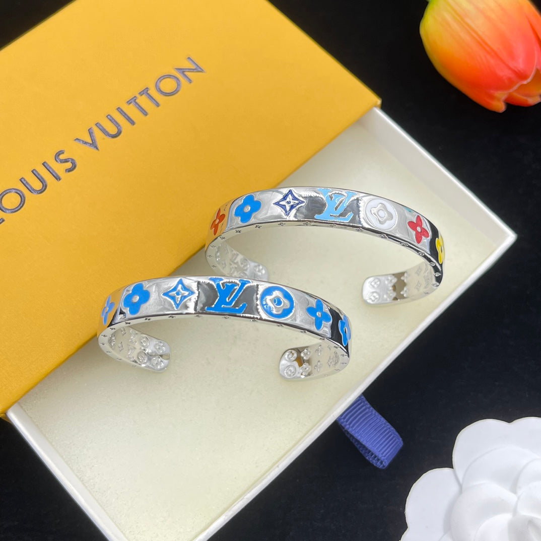 14E1054KDE Stylish Bracelets