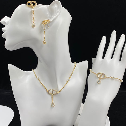 14D254XDE Stylish Rings Earring Bracelets Necklaces