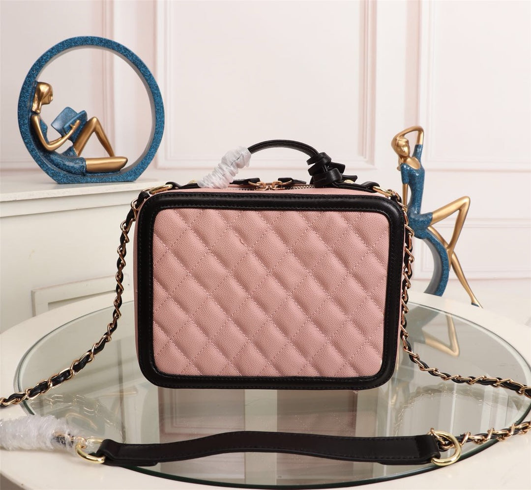 165NC124BDE Stylish leather bag