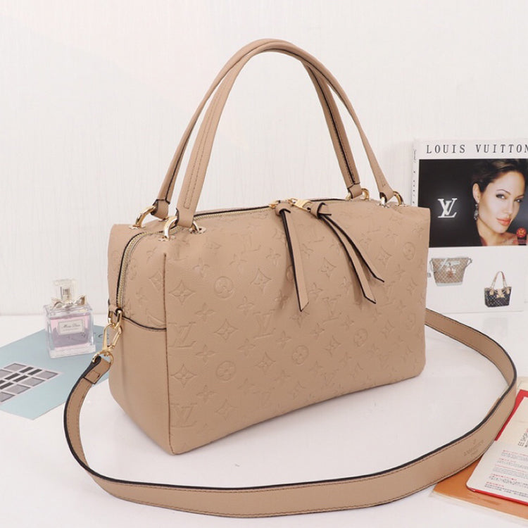 AE14BDE Stylish leather bag 