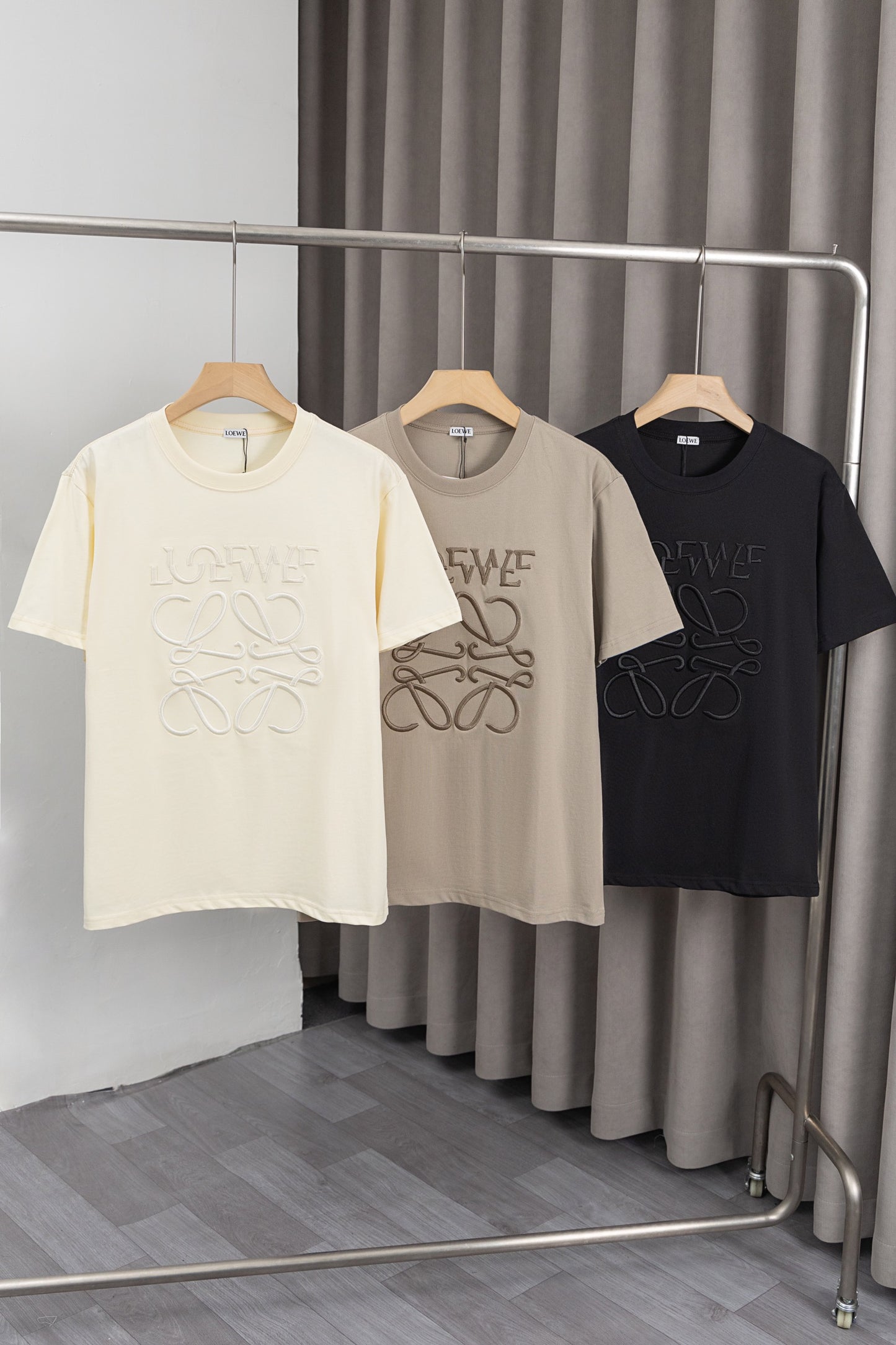 125WA10UDE Stylish T-shirts