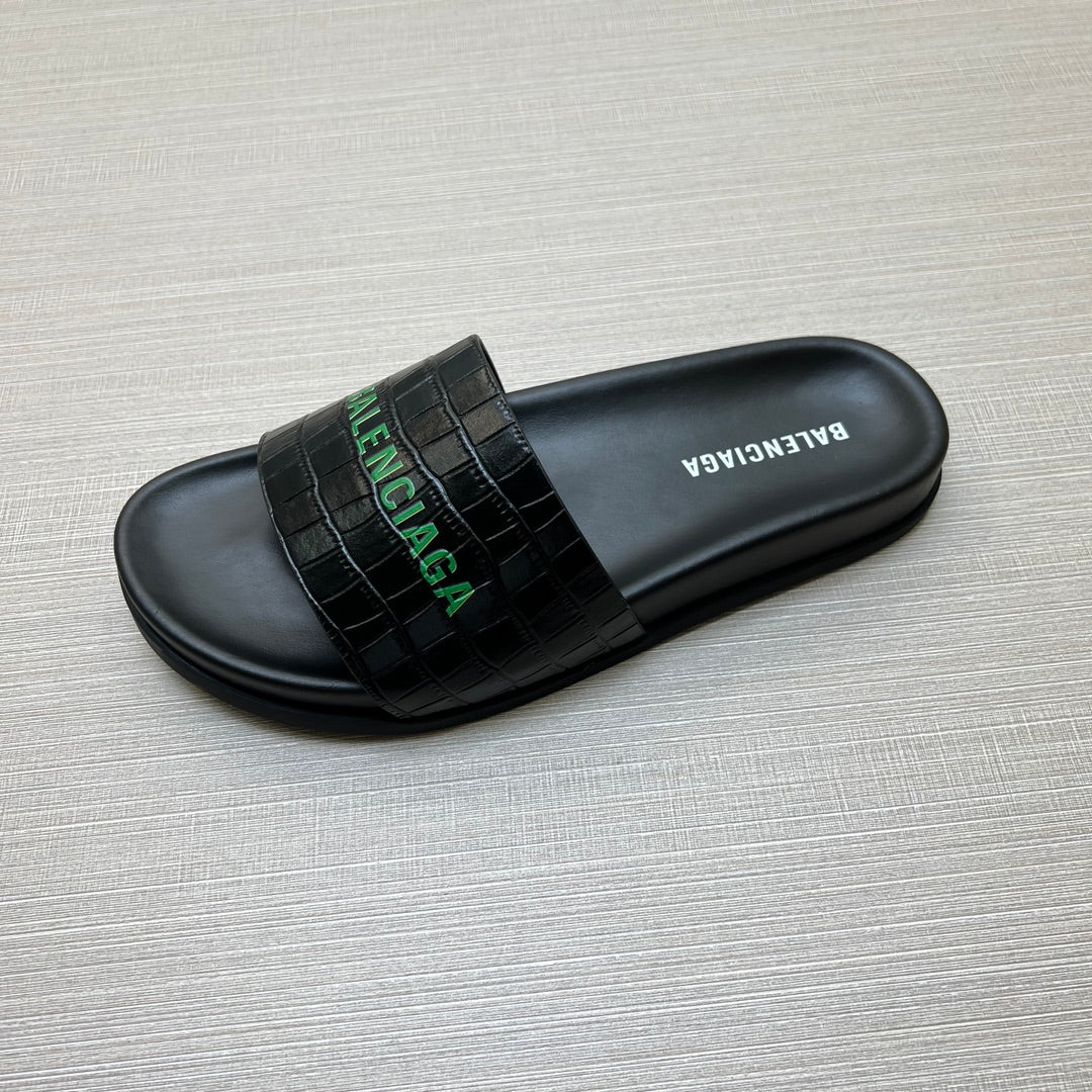 54J99ZDE Stylish slippers