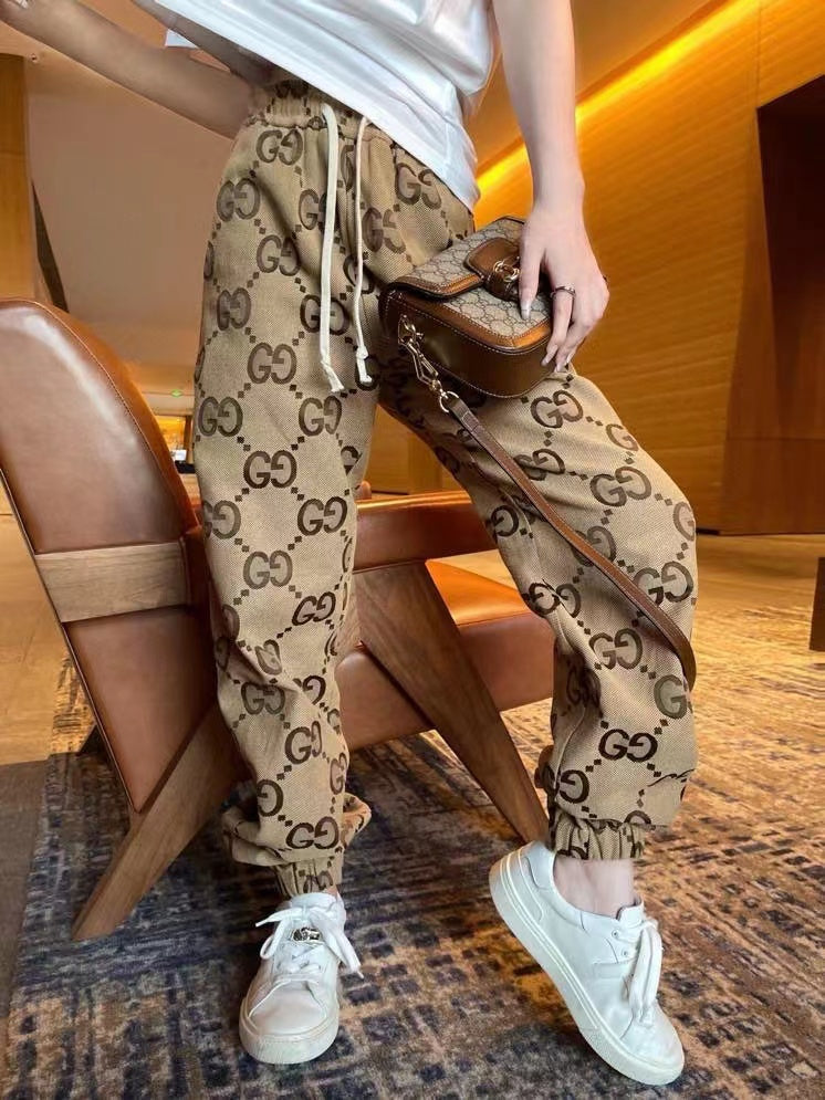 135WB12UDE Stylish Pants