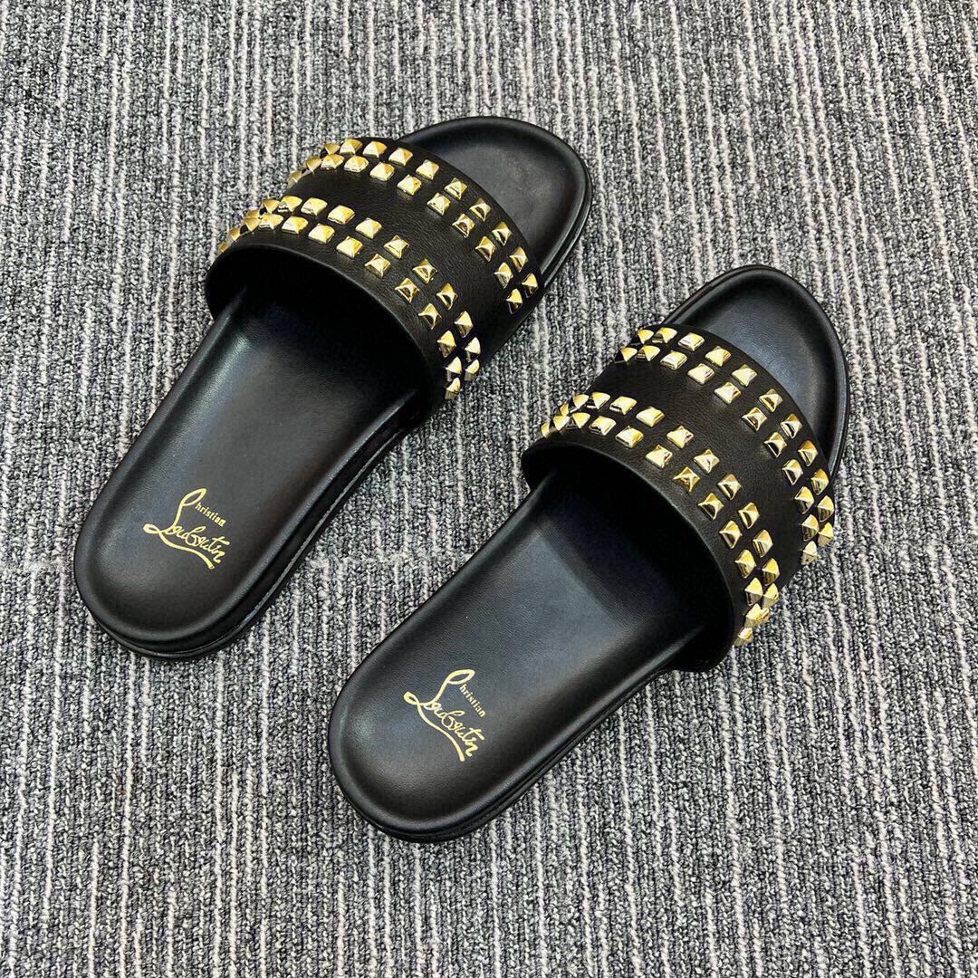 54A126ZDE Stylish slippers