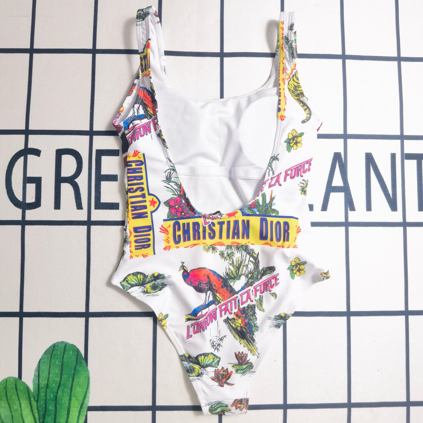 14D294YDE Stylish Bikini swimsuit