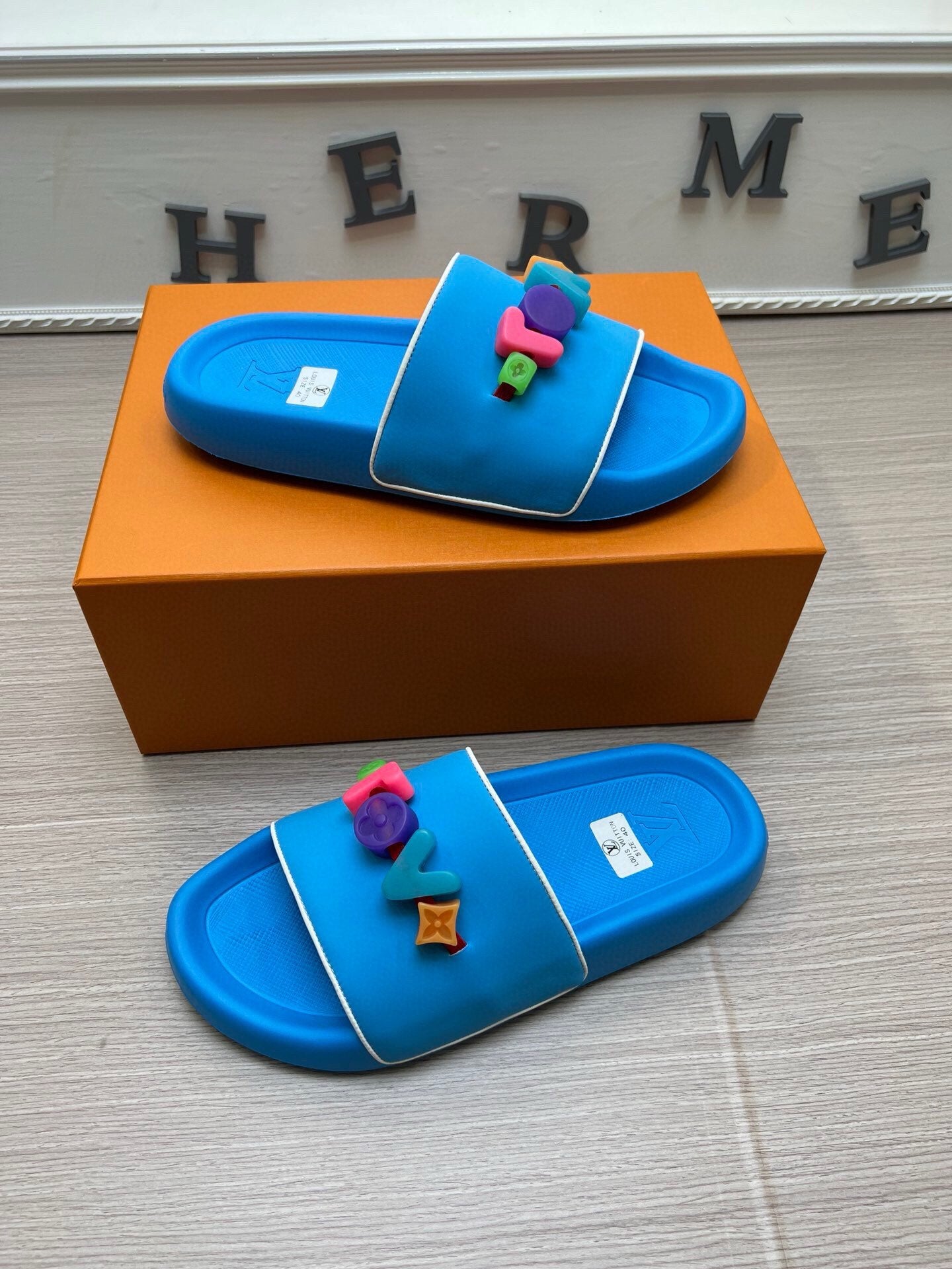 54E23ZDE Stylish Sole thickness 3cm