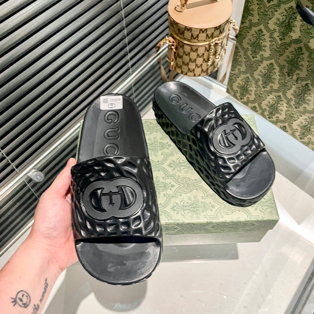 14B185ZDE Stylish Slippers