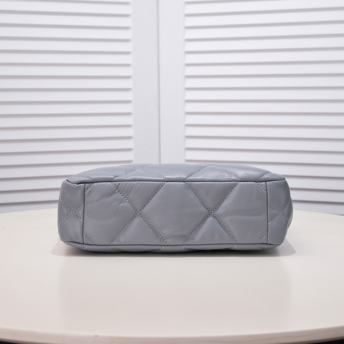 1XC41BDE Stylish leather bag 