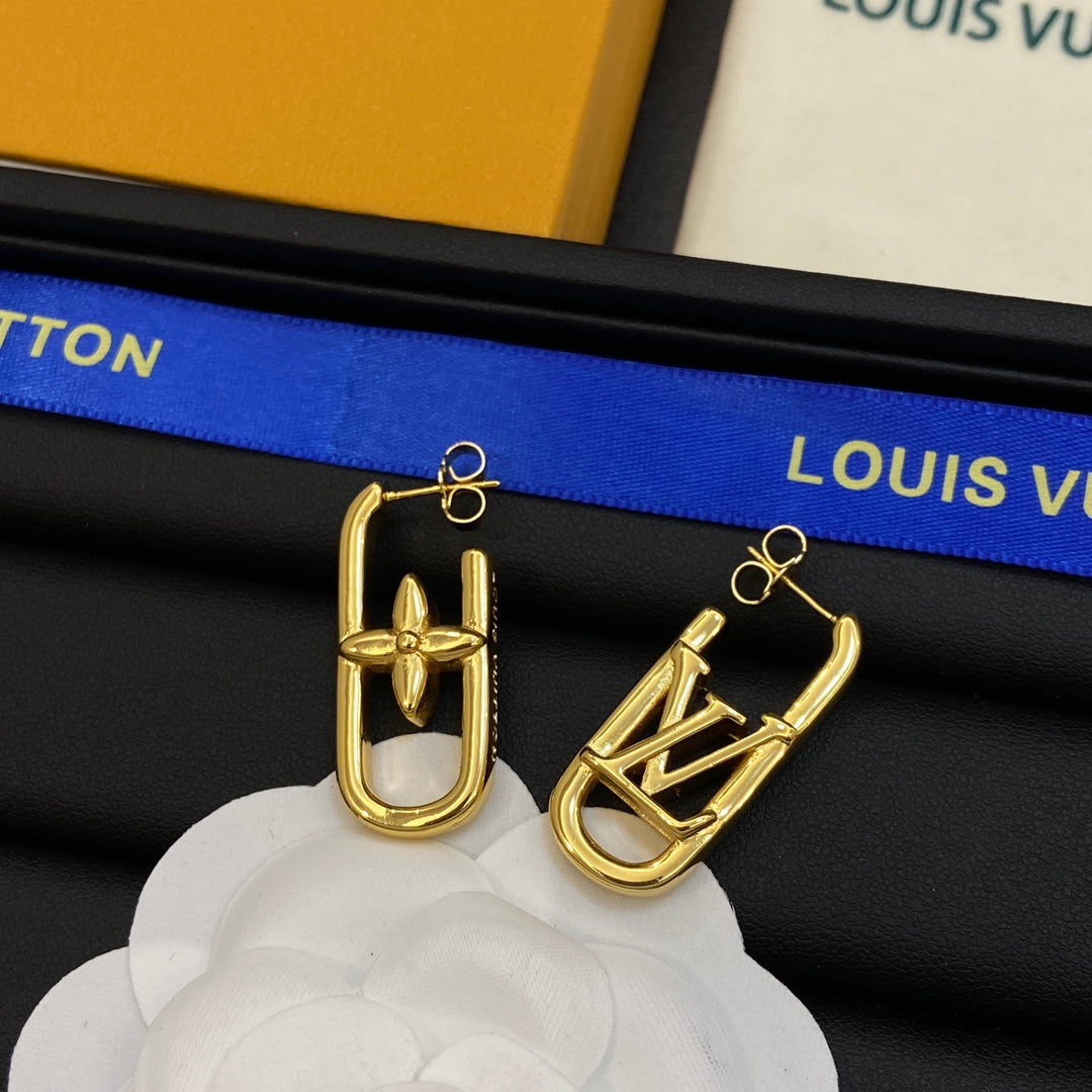 1NE248EDE Stylish Earrings