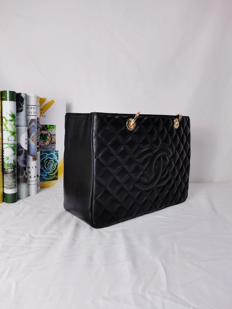 4XC20BDE Stylish leather bag 