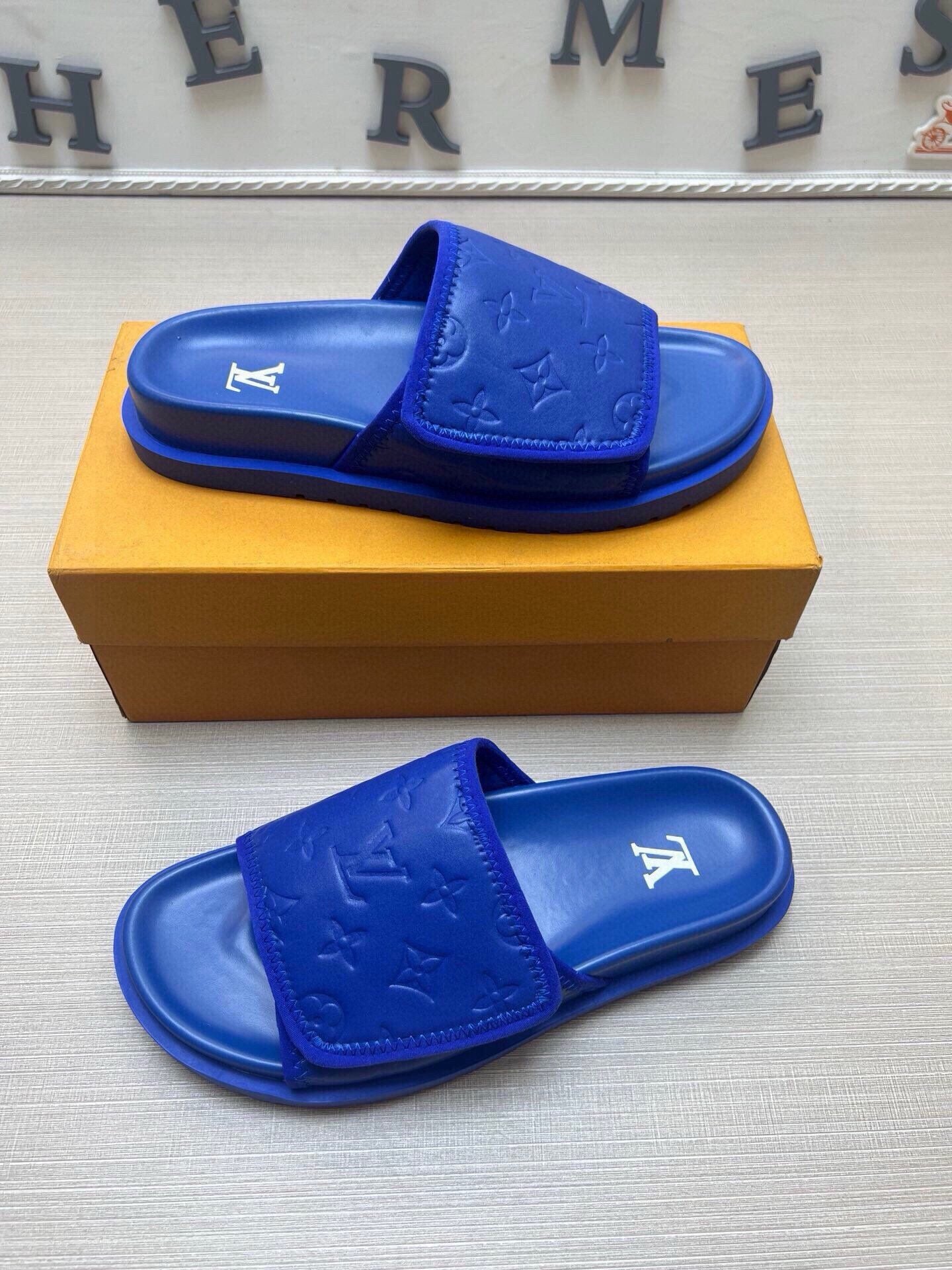 5LE210ZDE Stylish Slippers