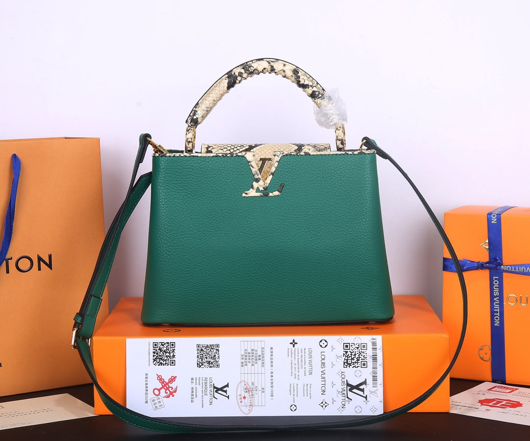 1XE443BDE Stylish leather bag