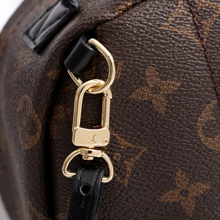 1E010BDE Stylish leather backpacks