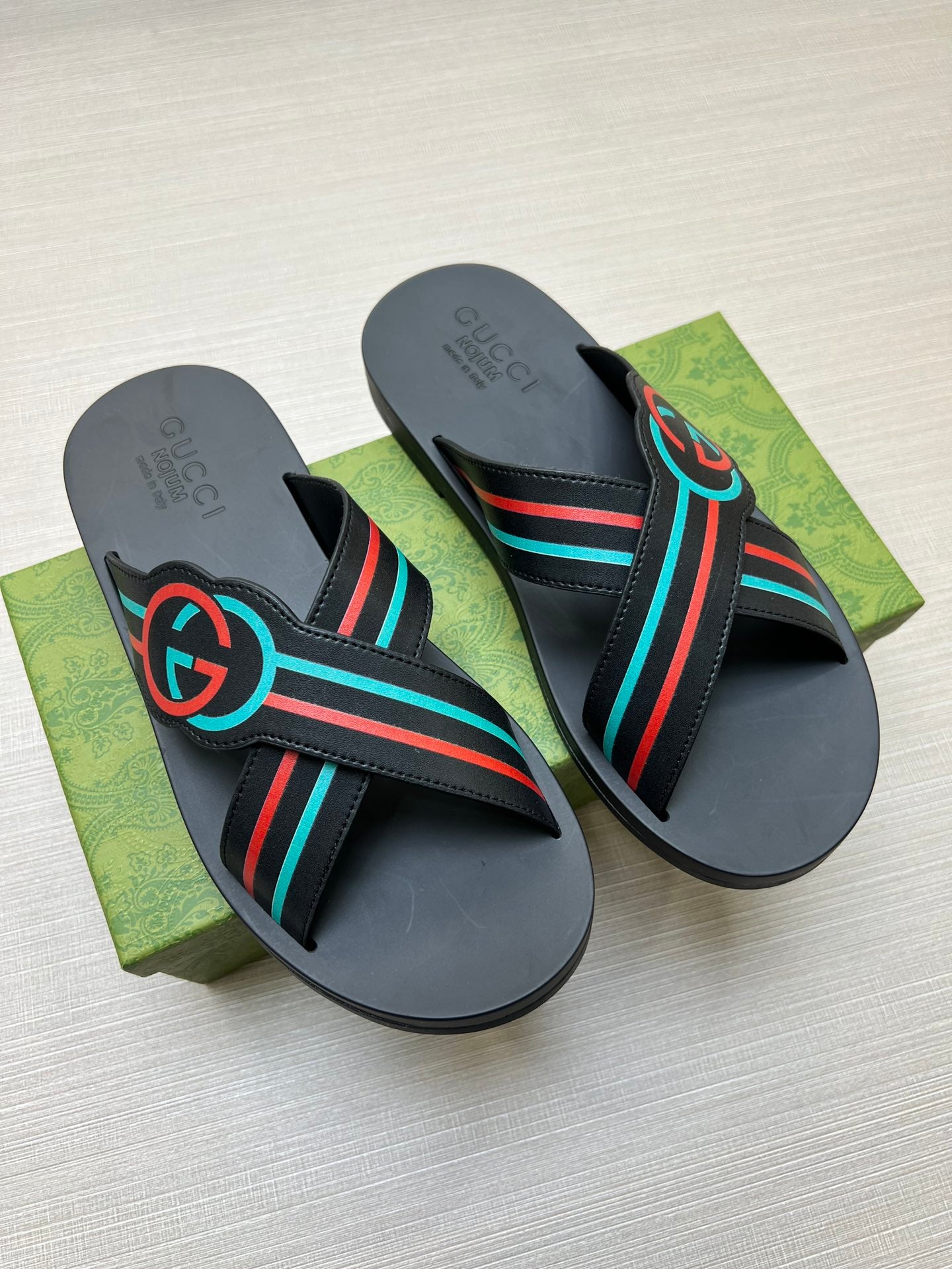 54B12ZDE Stylish slippers