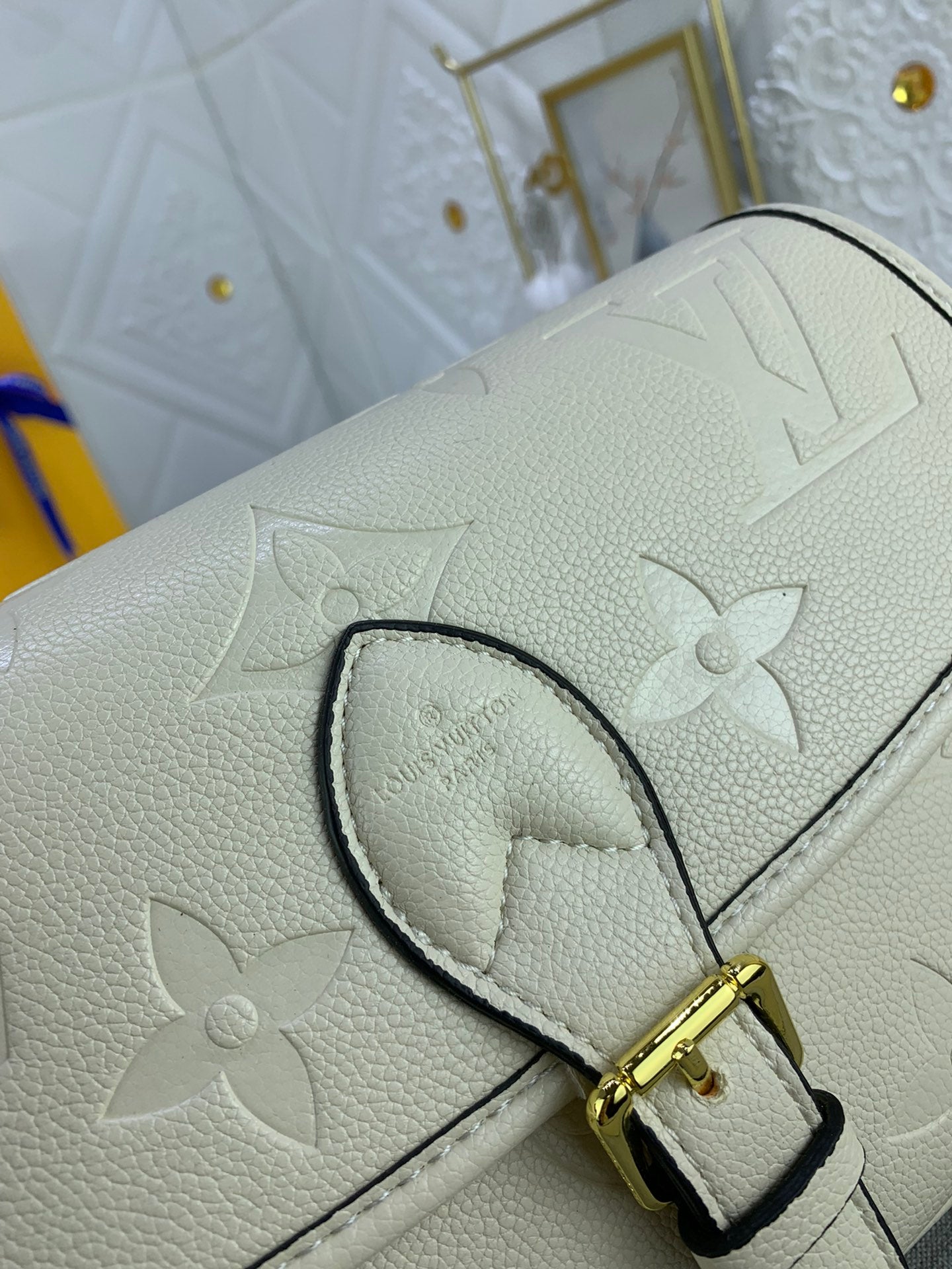 2XE141BDE Stylish leather bag 