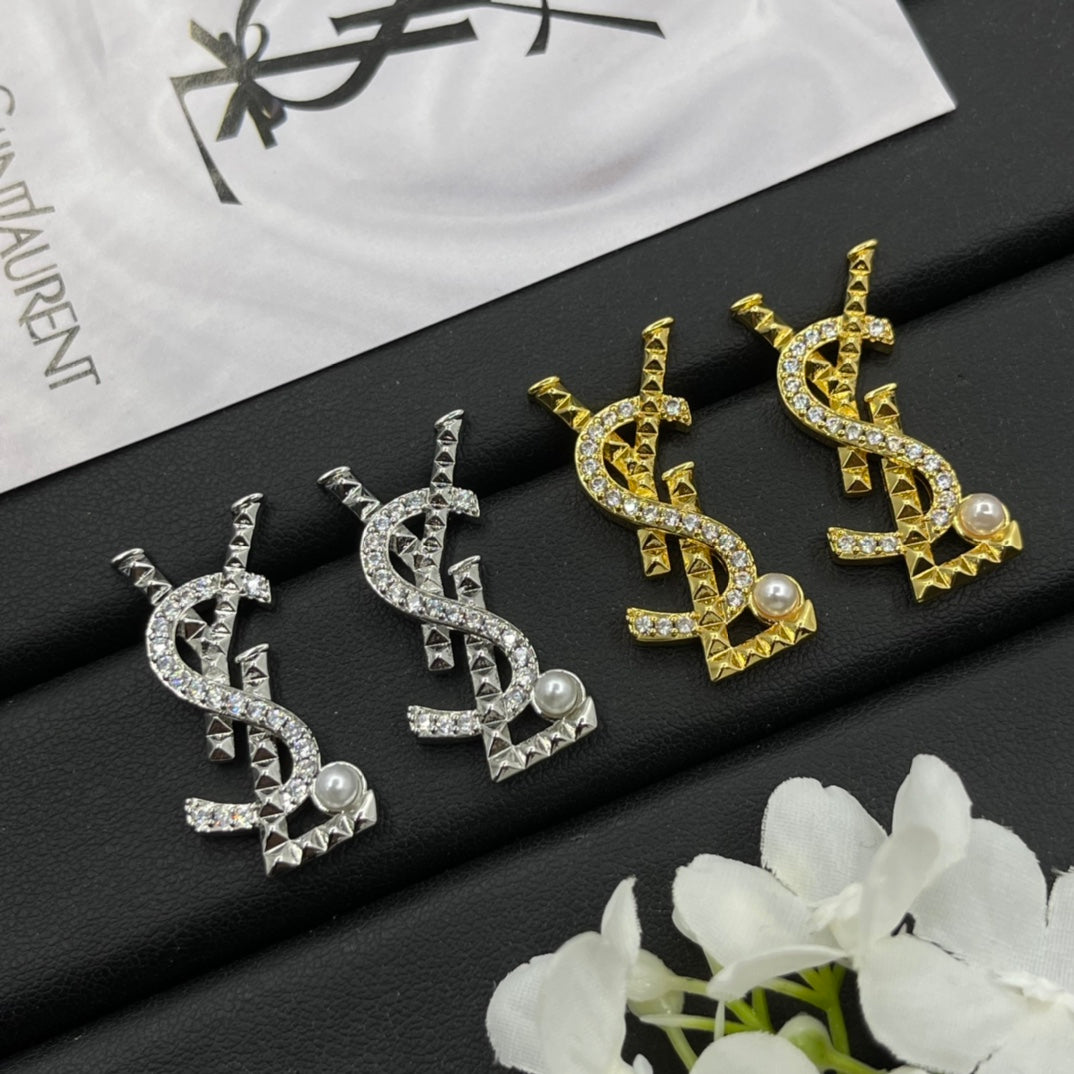 1YSL464EDE Stylish Earrings