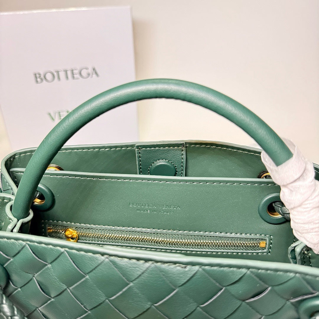 1XA80BDE Stylish leather bag