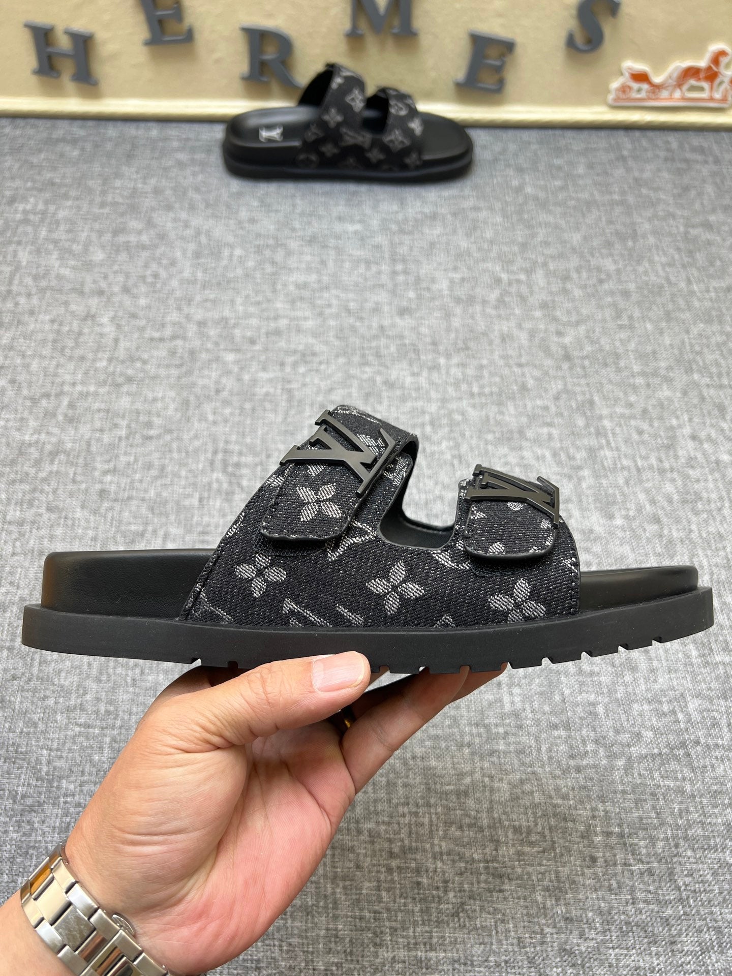 535RE2ZDE Stylish Slippers shoes