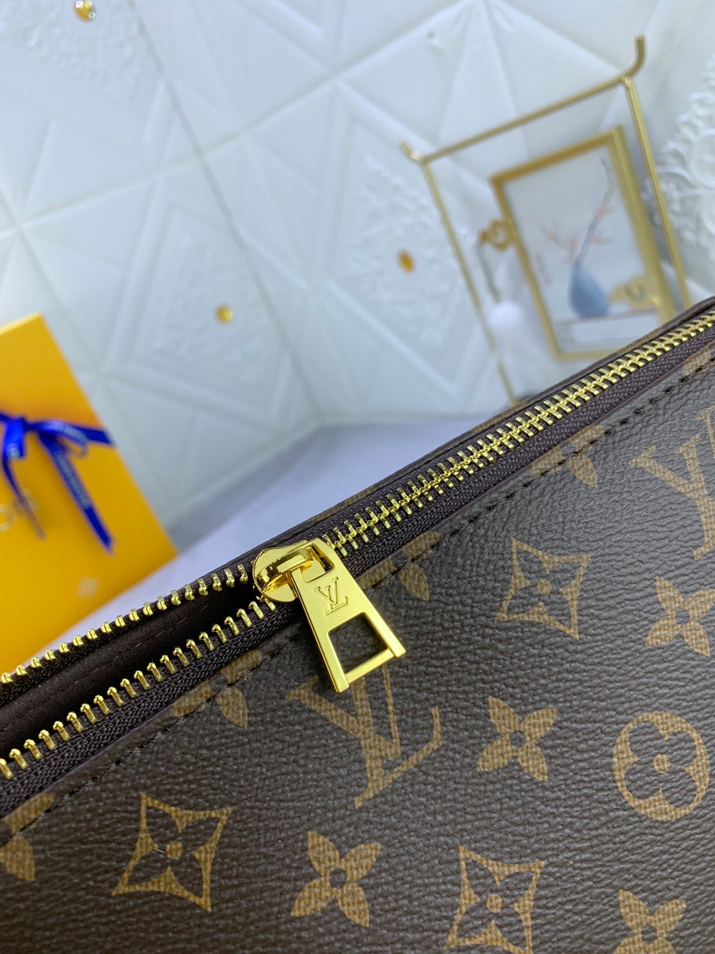 2XE40BDE Stylish leather bag 