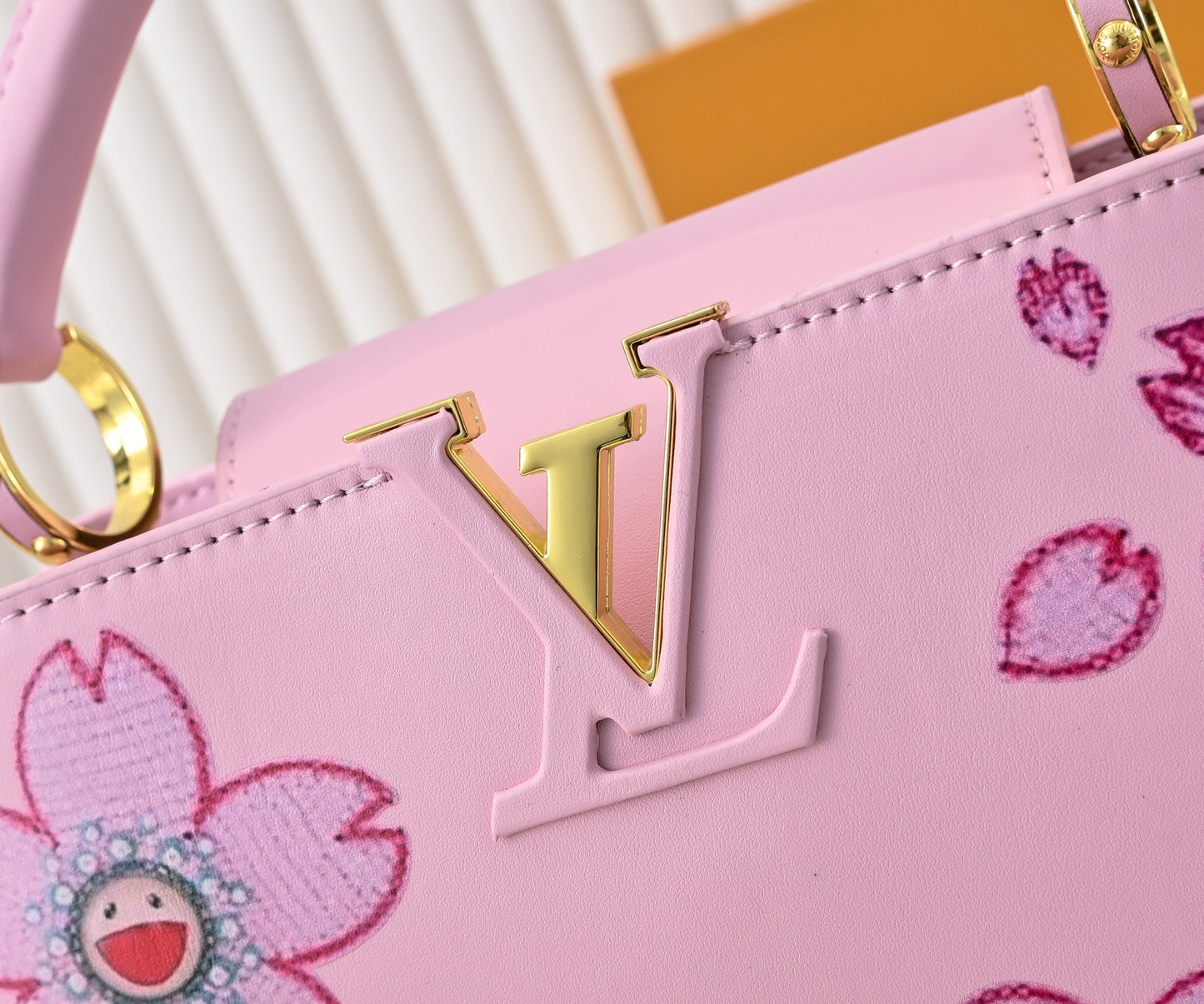 155NE42BDE Stylish leather bag