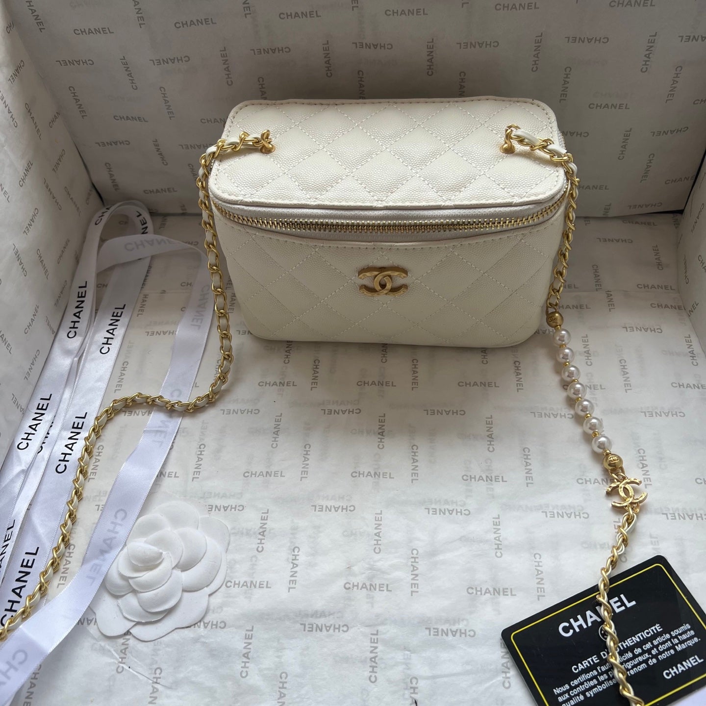 155XC29BDE Stylish leather bag