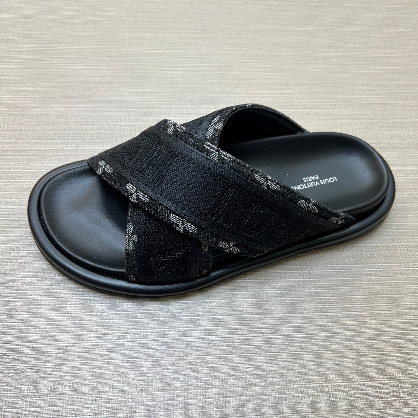 535ZE273ZDE Stylish Slippers