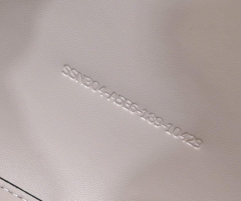 2XE41BDE Stylish leather bag 