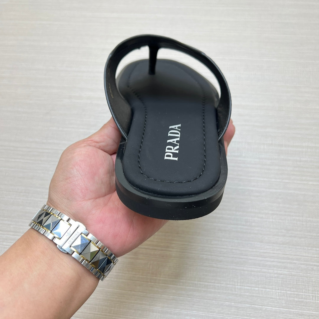 54PD72ZDE Stylish slippers