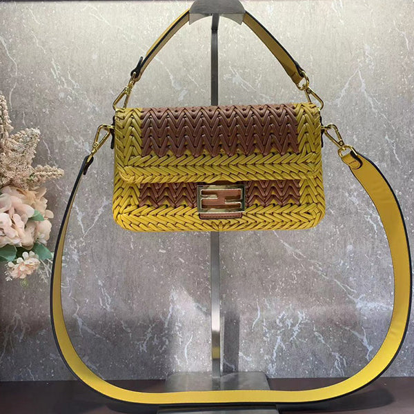 155NF11BDE Stylish leather bag