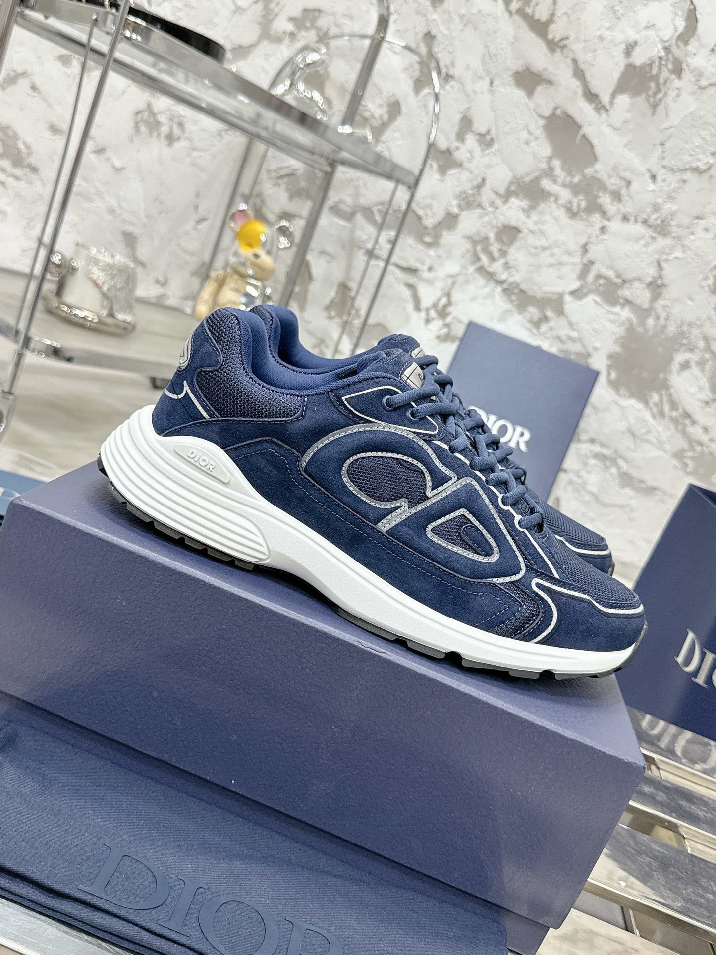 245RD2ZDE Stylish Sneakers
