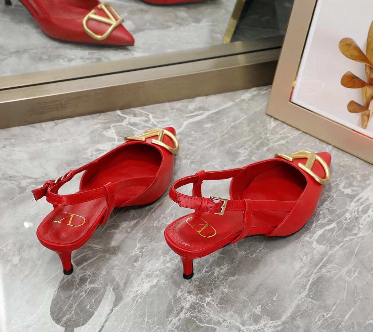 245RVL19ZDE Stylish leather  High heels