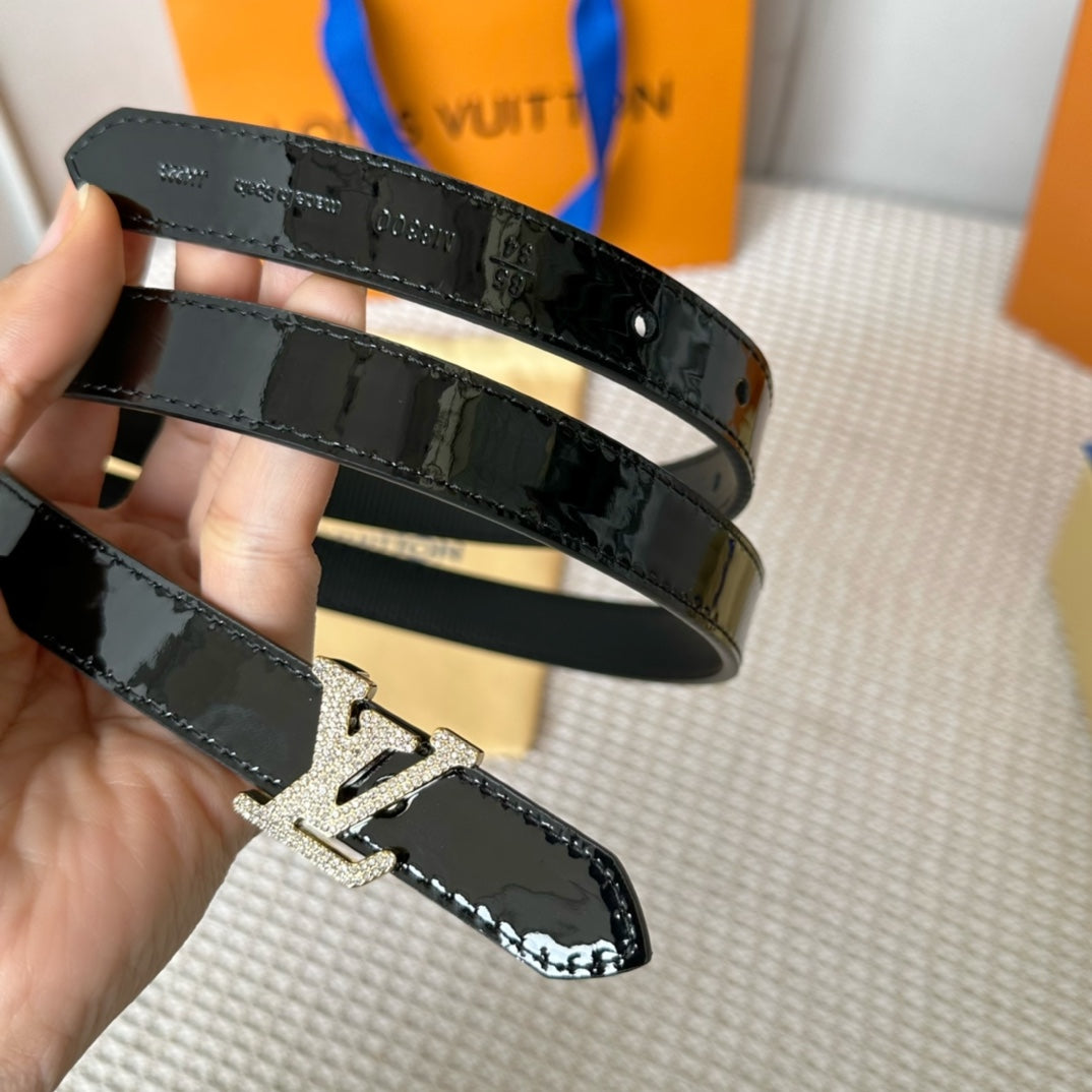 14E132PDE Stylish  High quality belt With full package