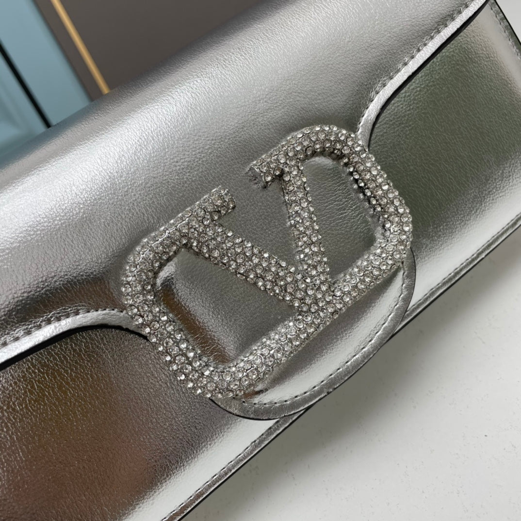 1WVL114BDE Stylish leather bag