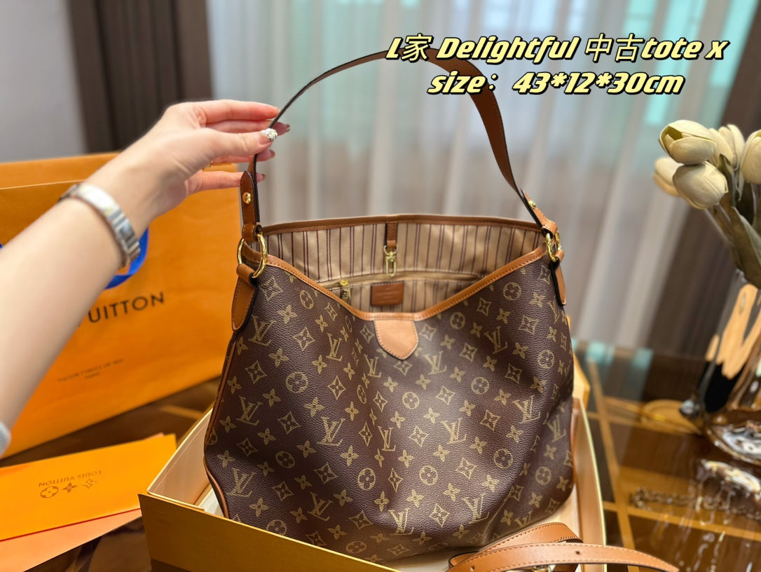 6XE213BDE Stylish leather bag 