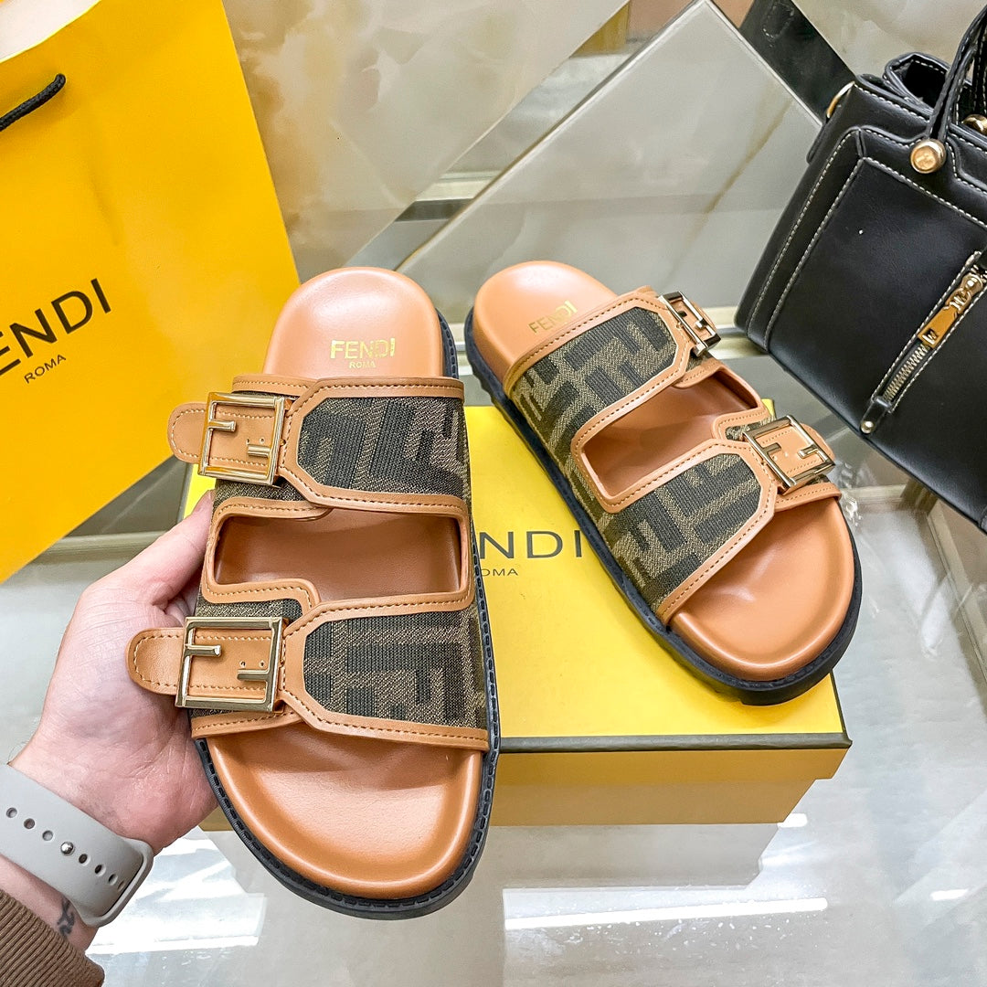14F69ZDE Stylish slippers