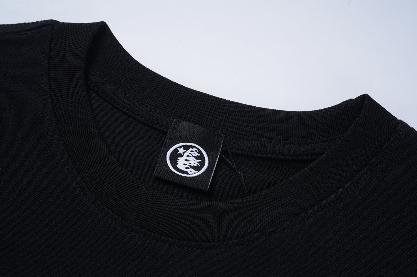 125WA22UDE Stylish T-shirts