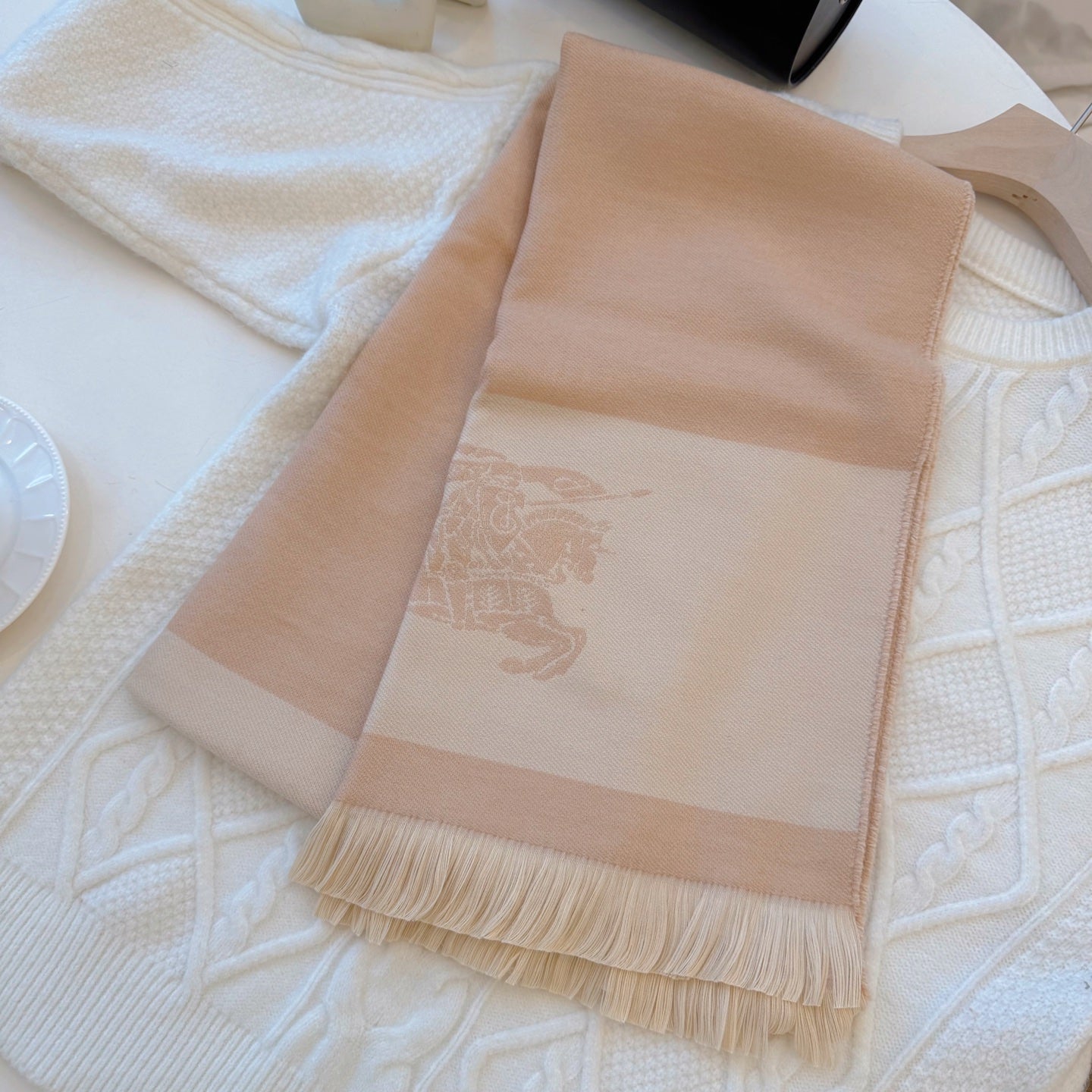 175RR44WDE Stylish Winter Scarves