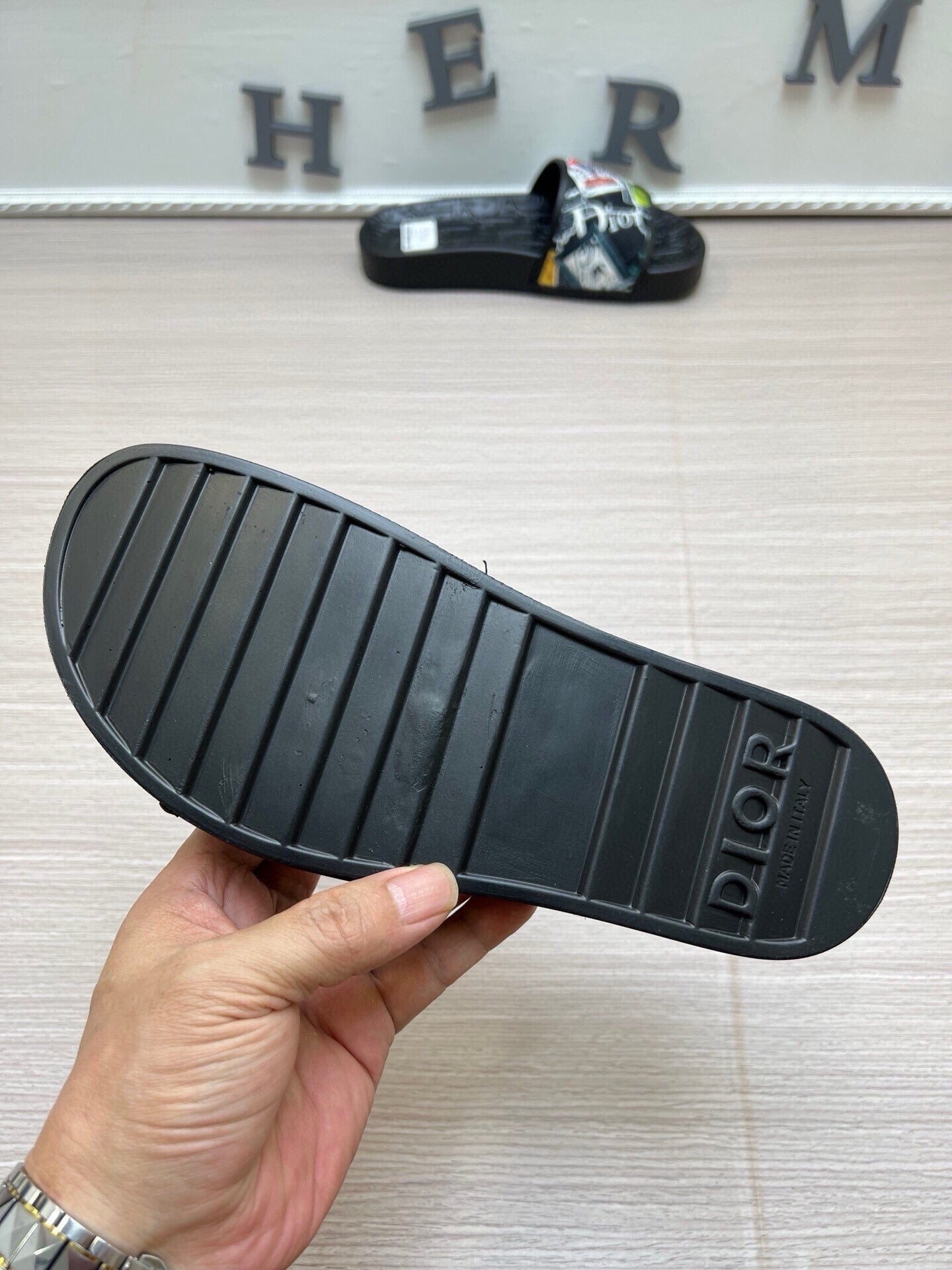 5LD214ZDE Stylish Slippers