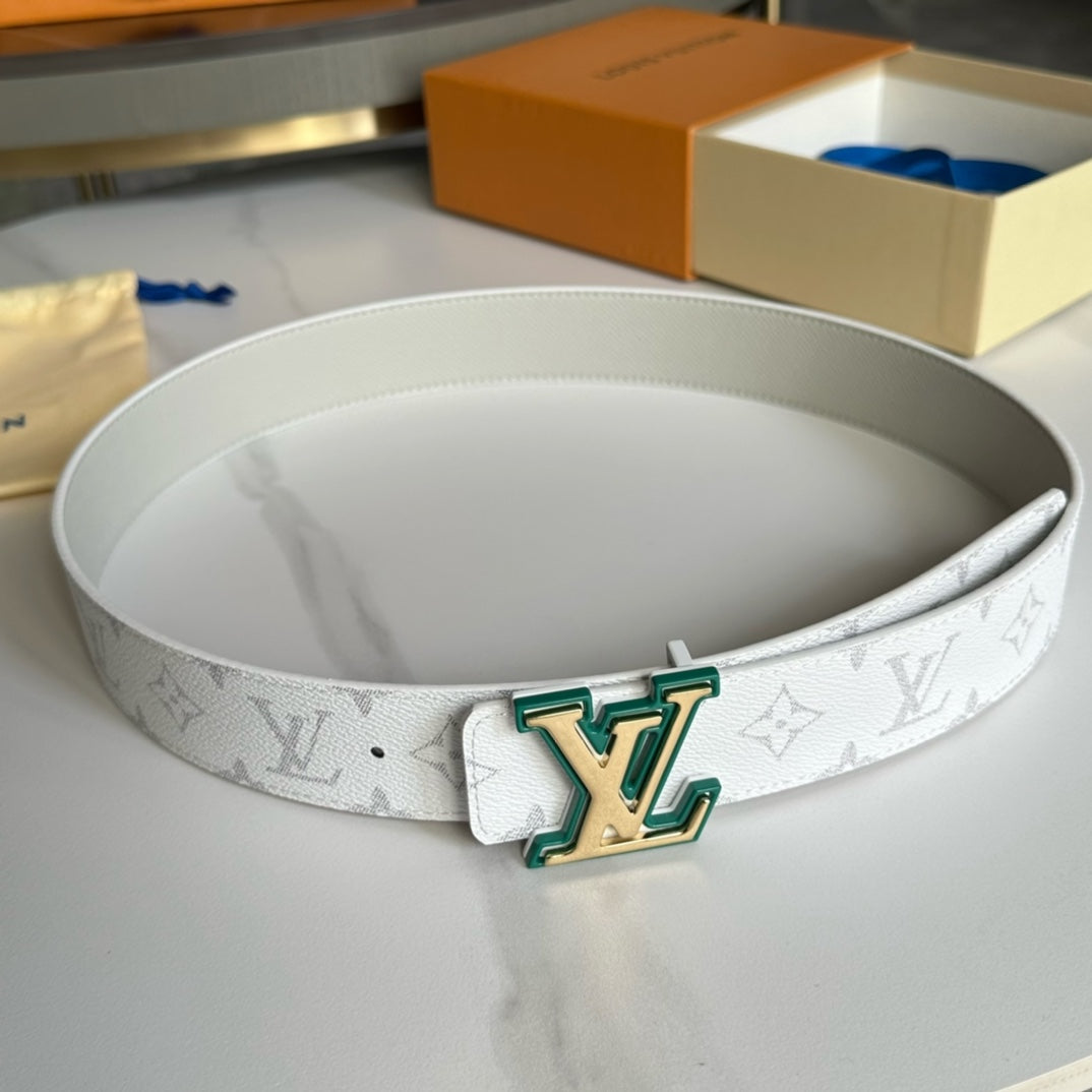 14E59PDE Stylish  High quality belt With full package