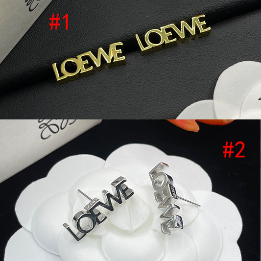 14A754EDE Stylish Earrings